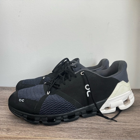 On Running Other - On Running Men's Cloudflyer Size 14 Black White Wide - 51.99067